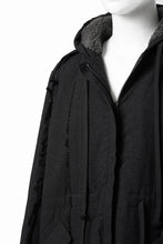 Load image into Gallery viewer, 【SAMPLE SALE】A.F ARTEFACT BOA LINER HOODIE LONG COAT (BLACK)