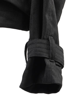 Load image into Gallery viewer, 【SAMPLE】A.F ARTEFACT CROPPED MILITARY BLOUSON / SOFT LUSTER TWILL (BLACK)