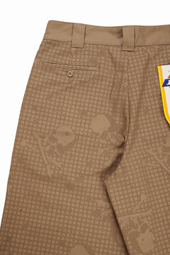 画像をギャラリービューアに読み込む, mastermind JAPAN x Dickies DUCK SHORTS (CAMEL)