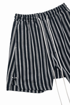 画像をギャラリービューアに読み込む, A.F ARTEFACT VERTICAL STRIPES SHORTS (BLACK x LIGHT GREY)