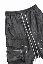 画像をギャラリービューアに読み込む, A.F ARTEFACT CARGO SHORTS / UNEVEN TEXTURE (DARK GREY)