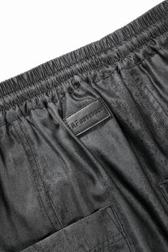 画像をギャラリービューアに読み込む, A.F ARTEFACT CARGO SHORTS / UNEVEN TEXTURE (DARK GREY)