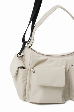 画像をギャラリービューアに読み込む, D-VEC MULTI POCKET MOONBAG (IVORY)