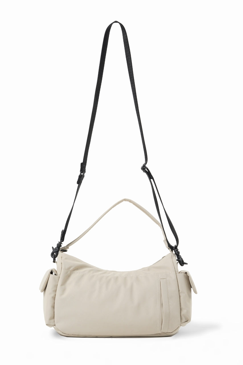 画像をギャラリービューアに読み込む, D-VEC MULTI POCKET MOONBAG (IVORY)