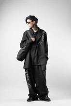 Load image into Gallery viewer, Y-3 Yohji Yamamoto CHITO CITY GRAPHIC WOOL BLAZER (BLACK)