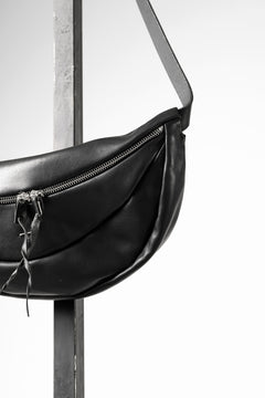 画像をギャラリービューアに読み込む, m.a+ medium slice belt bag / BY202 / CU1.0 (BLACK)