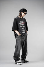 Load image into Gallery viewer, CHANGES exclusive VINTAGE REMAKE SHORT SLEEVE TEE (BLACK #A)