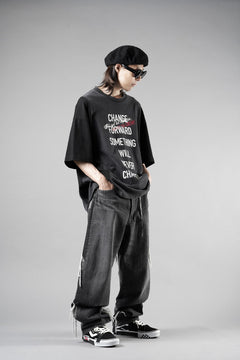Load image into Gallery viewer, CHANGES exclusive VINTAGE REMAKE SHORT SLEEVE TEE (BLACK #A)