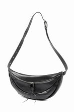 画像をギャラリービューアに読み込む, m.a+ medium slice belt bag / BY202 / CU1.0 (BLACK)