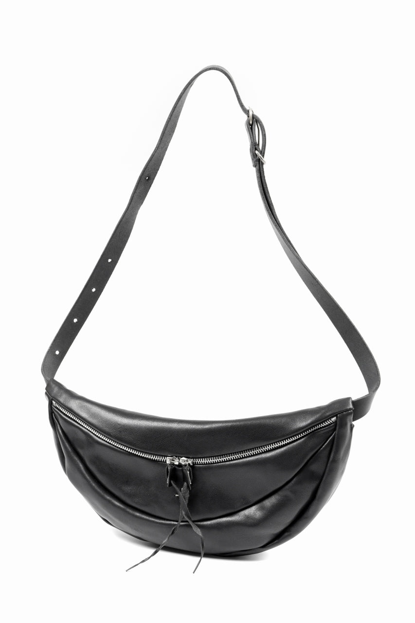 画像をギャラリービューアに読み込む, m.a+ medium slice belt bag / BY202 / CU1.0 (BLACK)