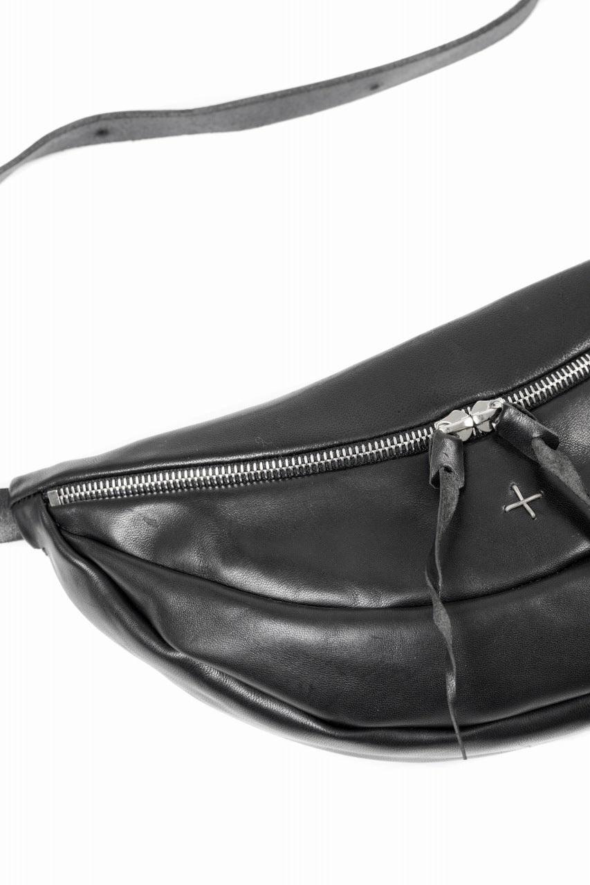 画像をギャラリービューアに読み込む, m.a+ medium slice belt bag / BY202 / CU1.0 (BLACK)