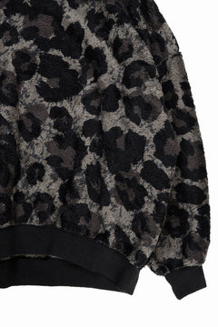 画像をギャラリービューアに読み込む, beauty : beast LARGE LEOPARD FLEECE PULLOVER (DARK LEOPARD)