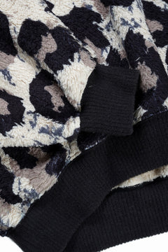 画像をギャラリービューアに読み込む, beauty : beast LARGE LEOPARD FLEECE PULLOVER (LIGHT LEOPARD)