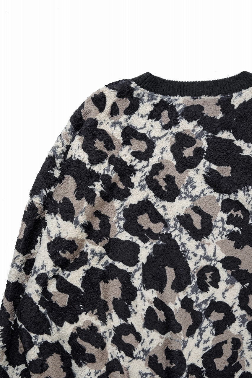 beauty : beast LARGE LEOPARD FLEECE PULLOVER (LIGHT LEOPARD)