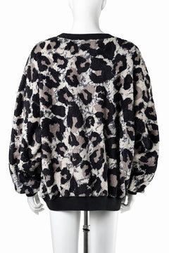 画像をギャラリービューアに読み込む, beauty : beast LARGE LEOPARD FLEECE PULLOVER (LIGHT LEOPARD)