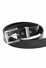 Load image into Gallery viewer, ISAMU KATAYAMA BACKLASH PIN-BELT 35mm / OBJECT DYED DOUBLE SHOULDER LEATHER (BLACK)
