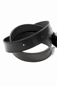 Load image into Gallery viewer, ISAMU KATAYAMA BACKLASH PIN-BELT 35mm / OBJECT DYED DOUBLE SHOULDER LEATHER (BLACK)
