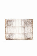 Load image into Gallery viewer, ISAMU KATAYAMA BACKLASH CROCODILE CARD CASE (HIMALAYAS)