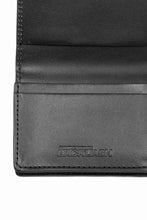Load image into Gallery viewer, ISAMU KATAYAMA BACKLASH &quot;Capra Gluc&quot; TINY CARD CASE / GUIDI GOAT (BLACK)