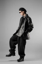 Load image into Gallery viewer, Y&#39;s for men x MASSES LEATHER CAR COAT / MA HORSE LEATHER (BLACK)