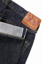 Load image into Gallery viewer, FULLCOUNT 1101XXW Straight Jeans / 15.5oz Zimbabwe Selvedge Denim (INDIGO BLUE / ONE WASHED)