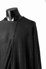 Load image into Gallery viewer, ISABEL BENENATO Linen Crew-Neck Sweater (BLACK)