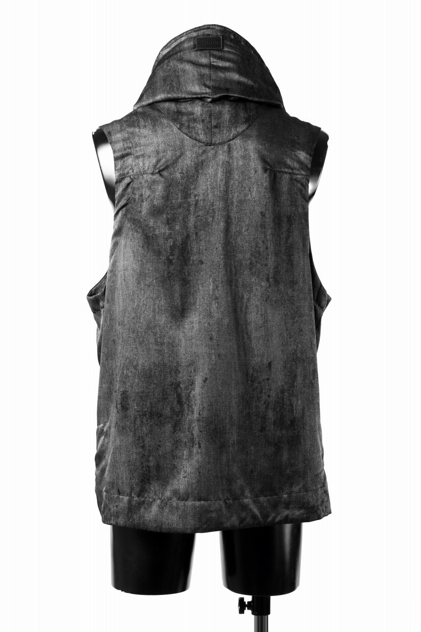 Load image into Gallery viewer, A.F ARTEFACT CROSS ZIP VEST / UNEVEN TEXTURE (BLACK)