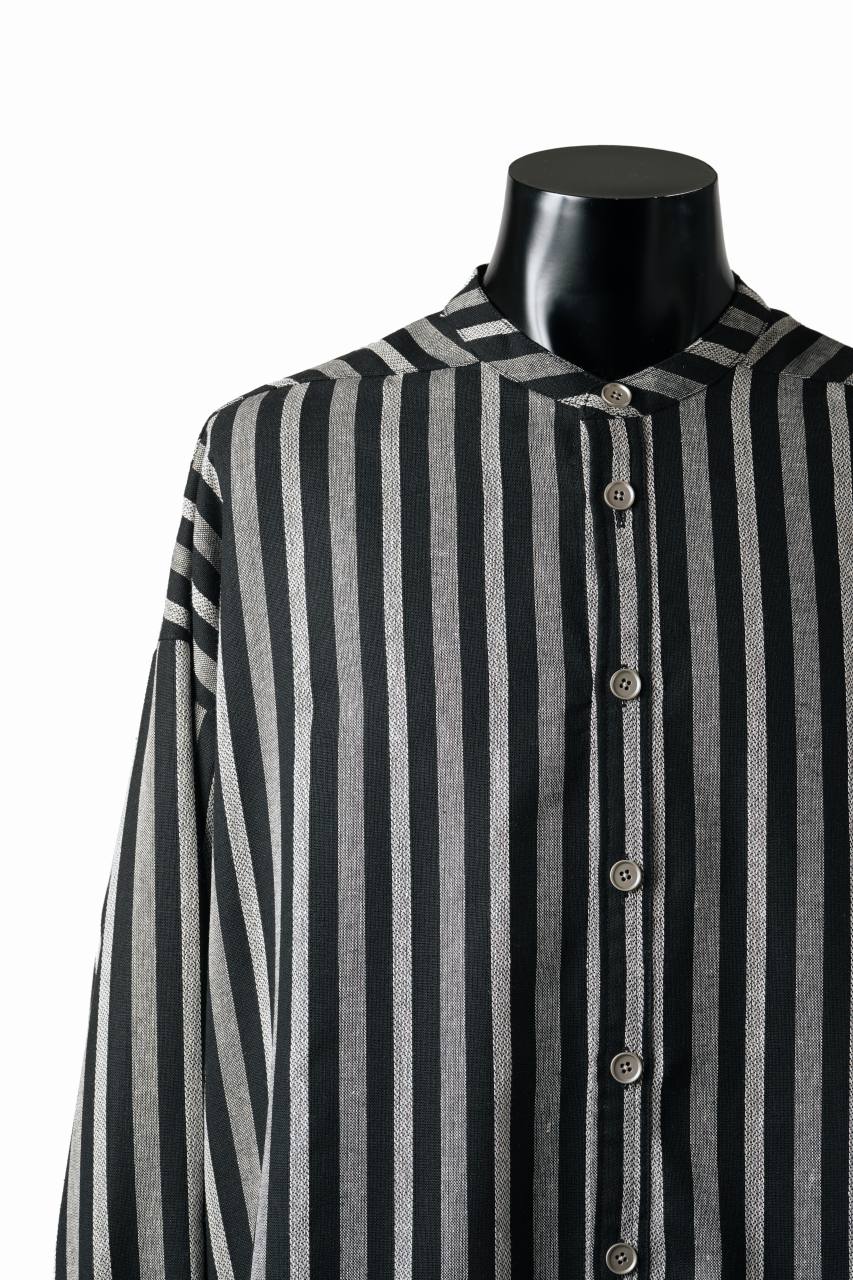 Load image into Gallery viewer, A.F ARTEFACT STAND COLLAR SHIRT / VERTICAL STRIPE (BLACK x LIGHT GREY)