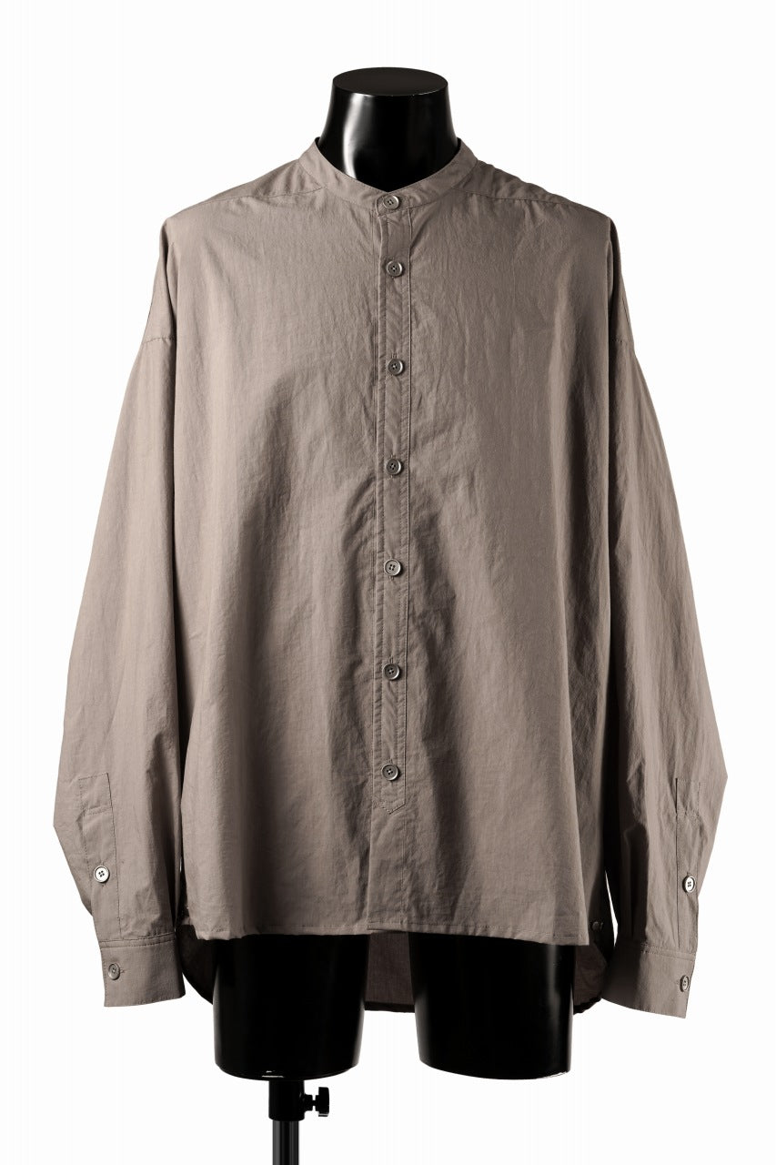 Load image into Gallery viewer, A.F ARTEFACT STAND COLLAR SHIRT / SOFT POPLIN (SOIL)