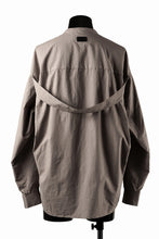 Load image into Gallery viewer, A.F ARTEFACT STAND COLLAR SHIRT / SOFT POPLIN (SOIL)