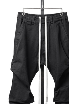 画像をギャラリービューアに読み込む, A.F ARTEFACT TUCK SLIM BAGGY PANTS / HI-STRETCH DENIM (BLACK)