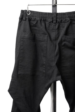 画像をギャラリービューアに読み込む, A.F ARTEFACT TUCK SLIM BAGGY PANTS / HI-STRETCH DENIM (BLACK)