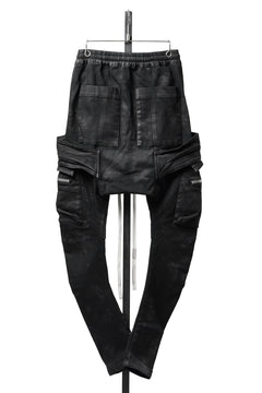 画像をギャラリービューアに読み込む, A.F ARTEFACT COATING CARGO SAROUEL SKINNY PANTS / HI-STRETCH DENIM (BLACK)