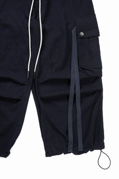Load image into Gallery viewer, 【SAMPLE SALE】A.F ARTEFACT EXTREME WIDE CARGO PANTS / WOOL SERGE (BLUE)
