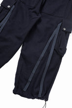 Load image into Gallery viewer, 【SAMPLE SALE】A.F ARTEFACT EXTREME WIDE CARGO PANTS / WOOL SERGE (BLUE)