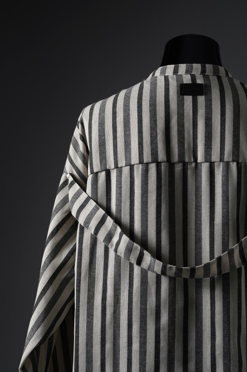 Load image into Gallery viewer, A.F ARTEFACT STAND COLLAR SHIRT / VERTICAL STRIPE (CREAM x LIGHT GREY)