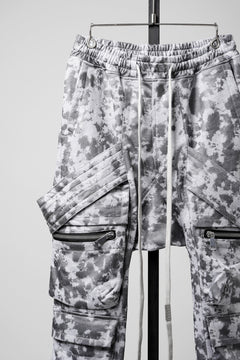 Load image into Gallery viewer, A.F ARTEFACT BELT CARGO SARROUEL JOGGER / MOTTLED COATED SWEAT (LIGHT GREY)