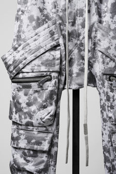 Load image into Gallery viewer, A.F ARTEFACT BELT CARGO SARROUEL JOGGER / MOTTLED COATED SWEAT (LIGHT GREY)