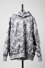 Load image into Gallery viewer, A.F ARTEFACT CARGO HOODIE PULLOVER / MOTTLED COATED SWEAT (LIGHT GREY)