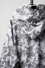 Load image into Gallery viewer, A.F ARTEFACT CARGO HOODIE PULLOVER / MOTTLED COATED SWEAT (LIGHT GREY)