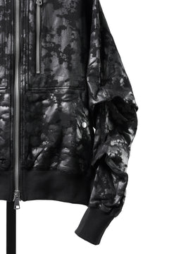 Load image into Gallery viewer, A.F ARTEFACT ZIP HOODIE TUCK SLEEVE BLOUSON / MOTTLED COATED SWEAT (BLACK)