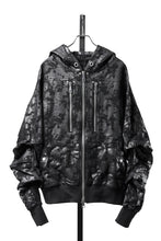Load image into Gallery viewer, A.F ARTEFACT ZIP HOODIE TUCK SLEEVE BLOUSON / MOTTLED COATED SWEAT (BLACK)