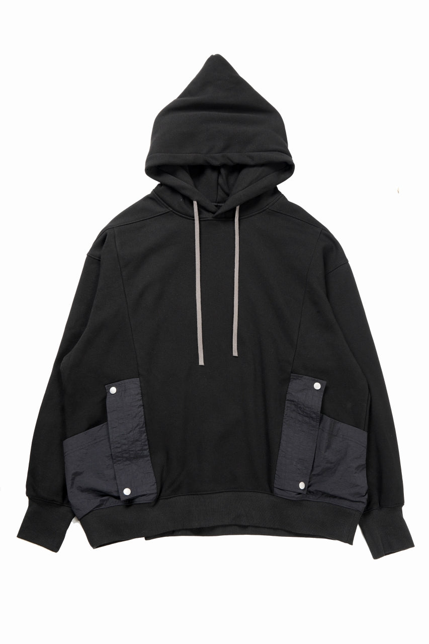 SAMPLE SALE】A.F ARTEFACT BOMBER HEAT® MILITARY HOODIE (BLACK)の