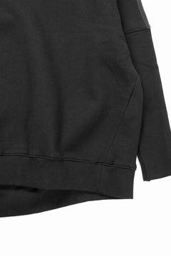 Load image into Gallery viewer, 【SAMPLE SALE】A.F ARTEFACT SHEEPSKIN COMBI SWEATER TOPS (BLACK)