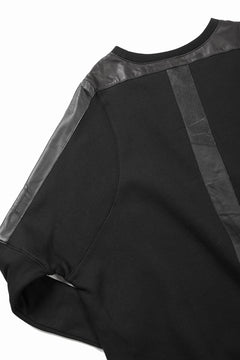 Load image into Gallery viewer, 【SAMPLE SALE】A.F ARTEFACT SHEEPSKIN COMBI SWEATER TOPS (BLACK)