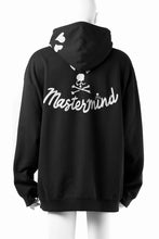 画像をギャラリービューアに読み込む, MASTERMIND WORLD x BETTY BOOP™︎ HOODIE / BOXY FIT (MONOCHROME)