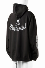 画像をギャラリービューアに読み込む, MASTERMIND WORLD x BETTY BOOP™︎ HOODIE / BOXY FIT (MONOCHROME)