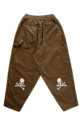 mastermind JAPAN WIDE CORDUROY PAINTER PANTS (CAMEL)