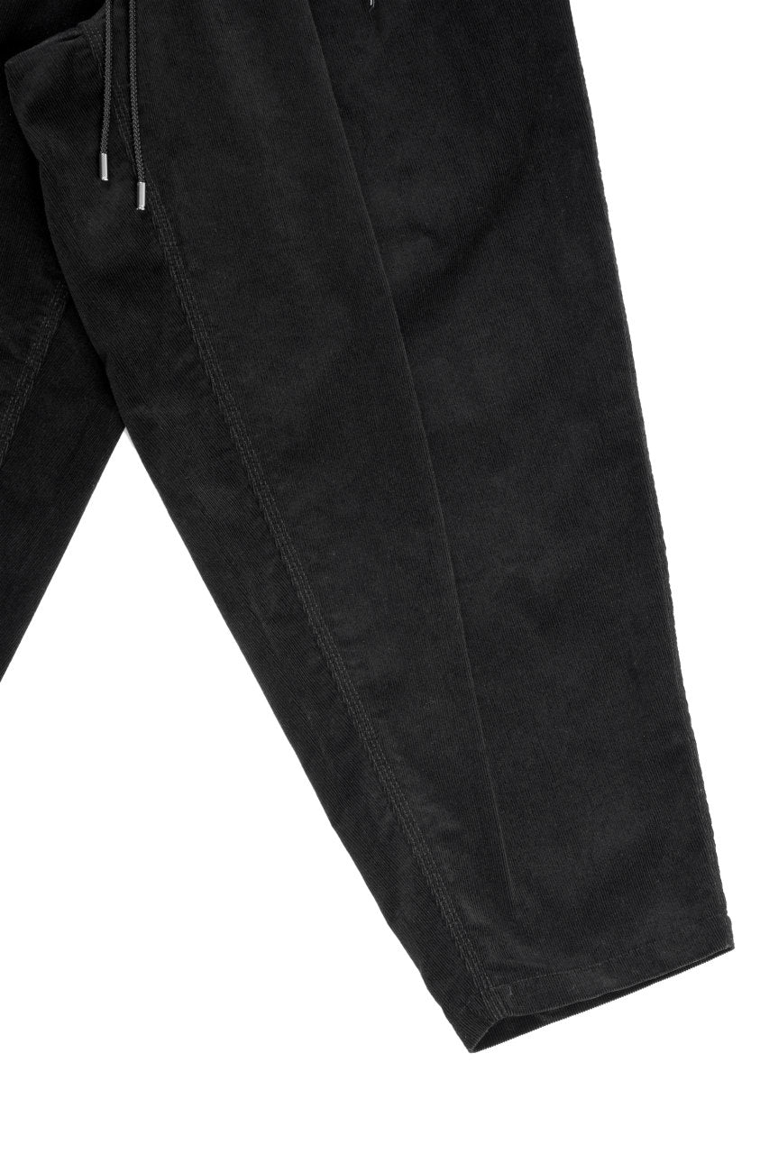 mastermind JAPAN WIDE CORDUROY PAINTER PANTS (BLACK)