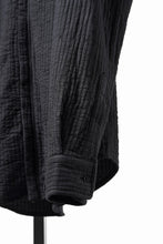 Load image into Gallery viewer, daub ZIP-UP SHIRT / QUILTING FABRIC (BLACK)